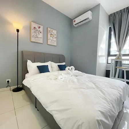 Horizon Suite Homestay, Klia By S&T Homez Sepang Exterior photo