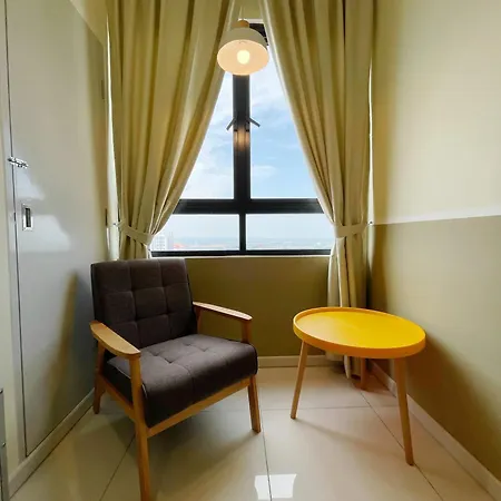 Horizon Suite Homestay, Klia By S&T Homez Sepang Exterior photo