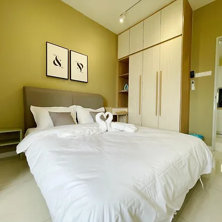 Horizon Suite Homestay, Klia By S&T Homez Sepang Exterior photo