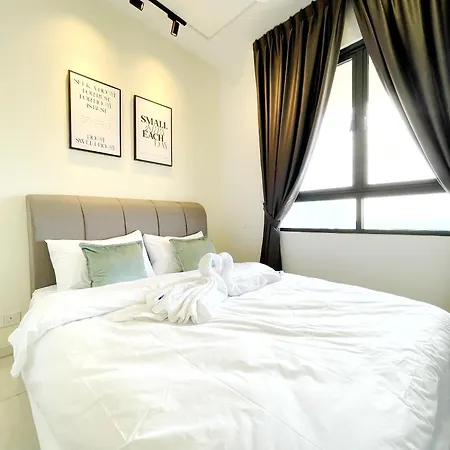 Horizon Suite Homestay, Klia By S&T Homez Sepang Exterior photo