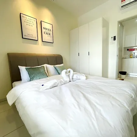 Horizon Suite Homestay, Klia By S&T Homez Sepang Exterior photo